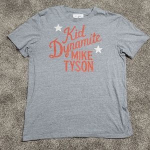 Under Armour Roots of Fight Mike Tyson Kid Dynamite 81 Men's Shirt Size Large